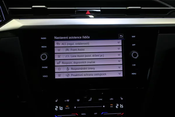 Volkswagen Arteon Shooting Brake 2.0 TSI 235kW BMT 4MOT DSG R - foto 33