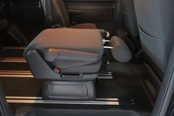 Volkswagen Multivan T5.1 Long Comfort 4Motion DSG - foto 39