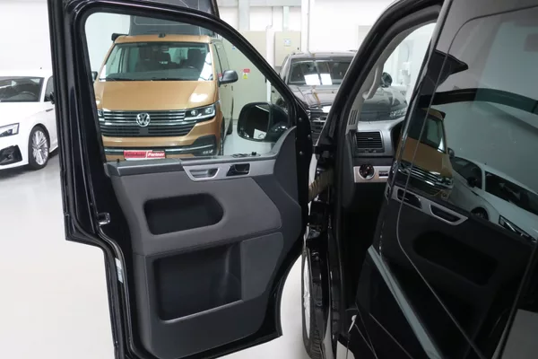 Volkswagen Multivan T5.1 Long Comfort 4Motion DSG - foto 9
