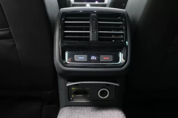 Volkswagen Passat Variant 2.0 TDI 176kW 4M. DSG Alltrack - foto 43