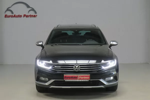 Volkswagen Passat Variant 2.0 TDI 176kW 4M. DSG Alltrack - foto 6