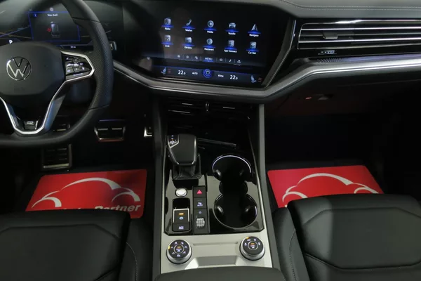 Volkswagen Touareg R-Line 3,0TDI 210kW Nez. top. - foto 19