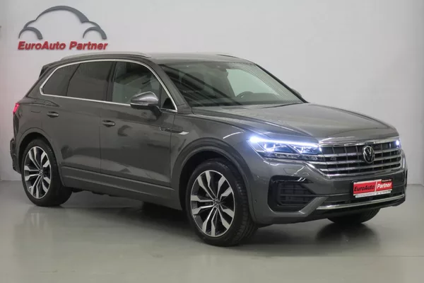 Volkswagen Touareg R-Line 3,0TDI 210kW Nez. top. - foto 2