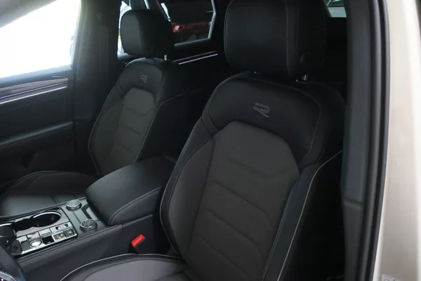 Volkswagen Touareg NEW Final Edition R Line 210kW - foto 12