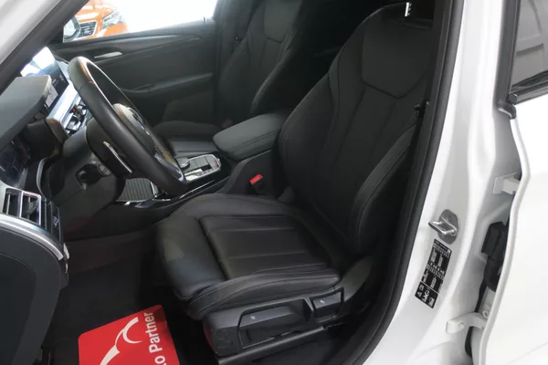 BMW X3 M Sport xDrive 20d, Nez. top. - foto 11