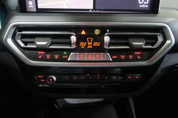 BMW X3 M Sport xDrive 20d, Nez. top. - foto 31