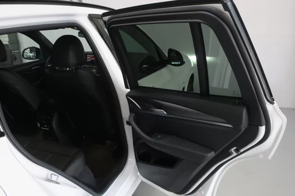 BMW X3 M Sport xDrive 20d, Nez. top. - foto 37