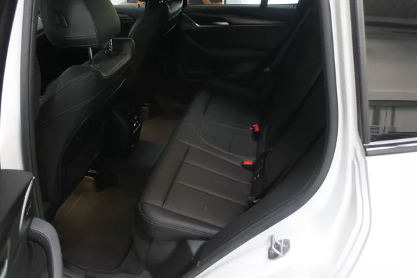 BMW X3 M Sport xDrive 20d, Nez. top. - foto 40