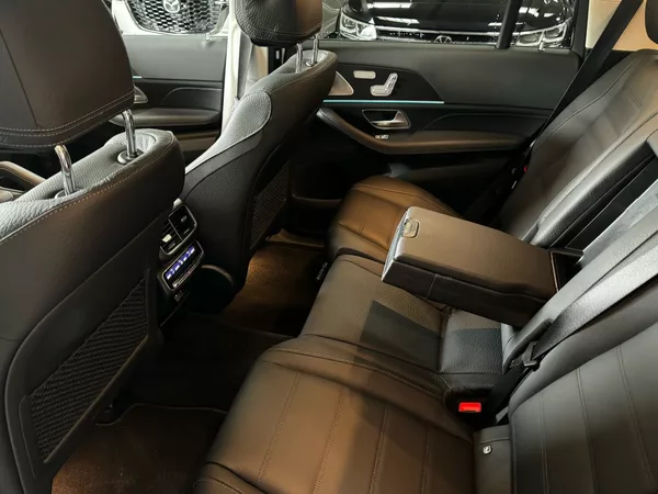 Mercedes-Benz GLS 400d AMG Pano NezTop ZÁRUKA - foto 24