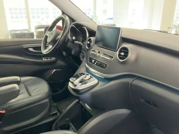 Mercedes-Benz Třídy V 250d lang 4Matic Avantgarde Ed - foto 15
