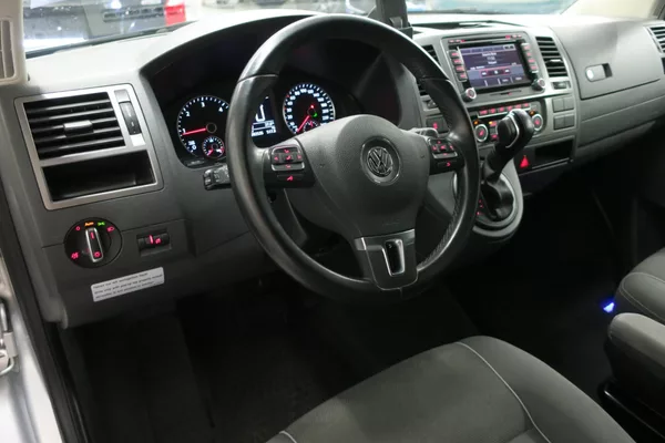 Volkswagen T5 California 2.0TDI Beach 4Mot. DSG Bi-XEN - foto 12