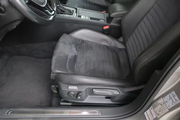 Volkswagen Passat 2.0TDI 140kW 4MOT DSG Highline - foto 15