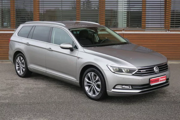 Volkswagen Passat 2.0TDI 140kW 4MOT DSG Highline - foto 6