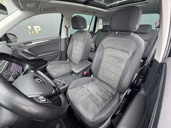 Volkswagen Tiguan 2.0TSi DSG 4M, Highline, 1.Maj - foto 16