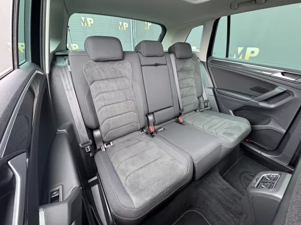 Volkswagen Tiguan 2.0TSi DSG 4M, Highline, 1.Maj - foto 20