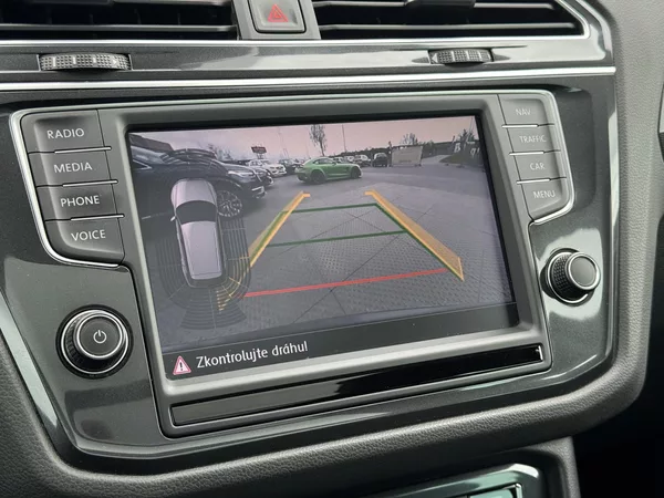 Volkswagen Tiguan 2.0TSi DSG 4M, Highline, 1.Maj - foto 40