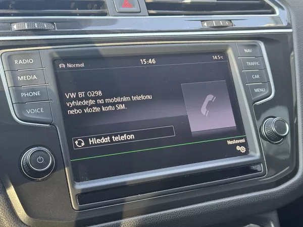 Volkswagen Tiguan 2.0TDi 4M DSG, Kessy, Panorama - foto 32