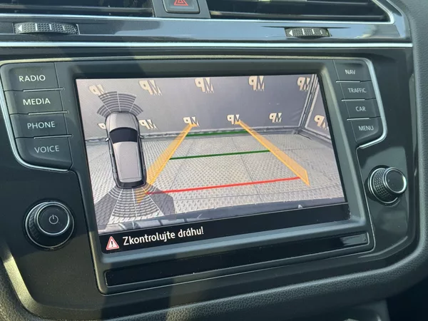 Volkswagen Tiguan 2.0TDi 4M DSG, Kessy, Panorama - foto 33