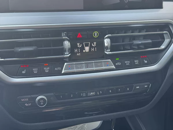 BMW X4 2.0 xDrive20d, PANO, DPH, WIFI - foto 29
