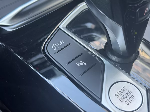 BMW X4 2.0 xDrive20d, PANO, DPH, WIFI - foto 30