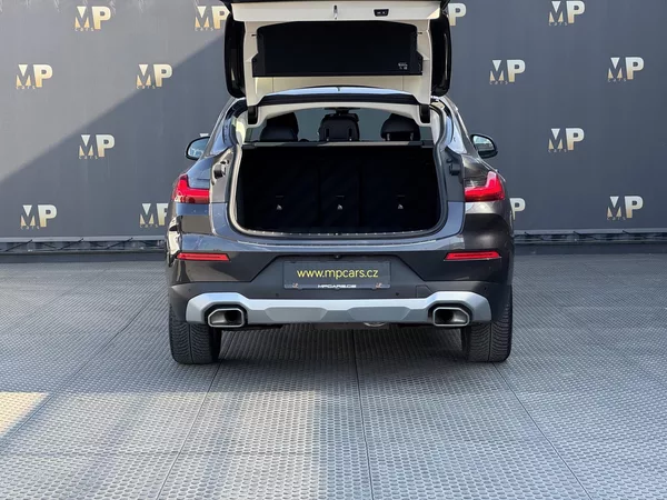 BMW X4 2.0 xDrive20d, PANO, DPH, WIFI - foto 9