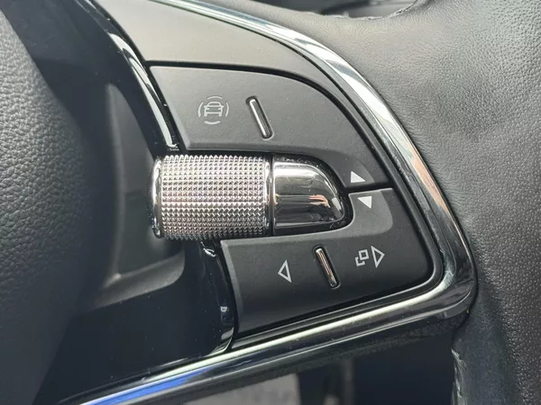 Škoda Kamiq 1.0TSi DSG Style, Kamera, ACC - foto 25