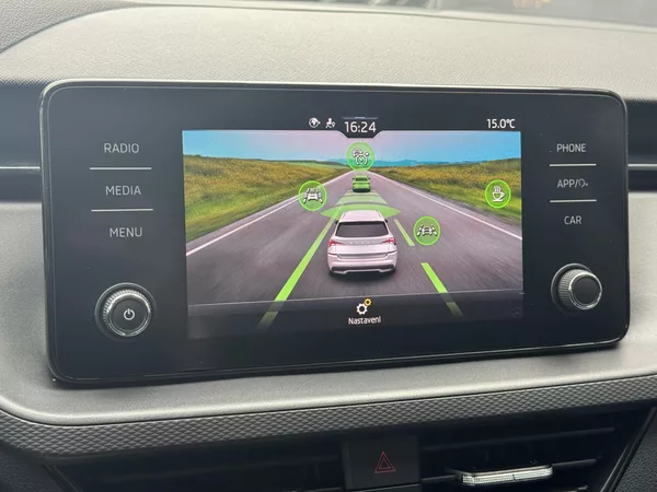 Škoda Kamiq 1.0TSi DSG Style, Kamera, ACC - foto 31