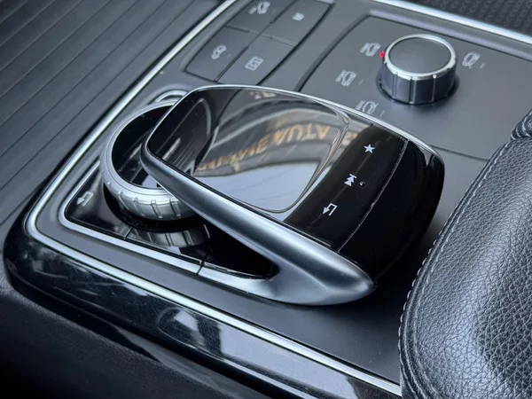 Mercedes-Benz GLE 350D 190kW 4M, AIRMATIC, 360° - foto 40
