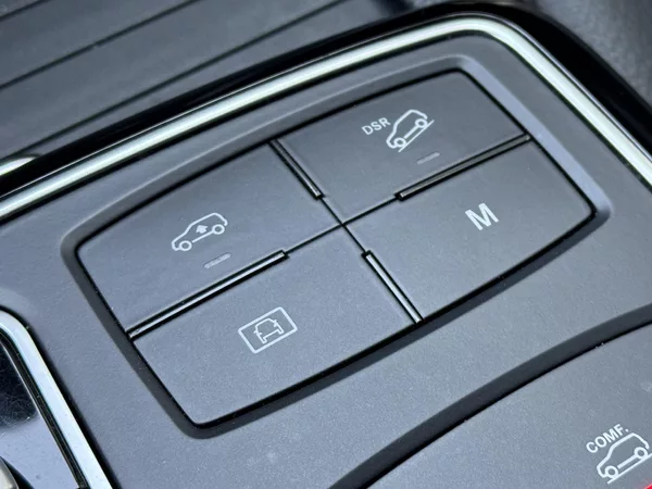 Mercedes-Benz GLE 350D 190kW 4M, AIRMATIC, 360° - foto 42