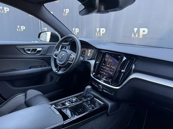 Volvo V60 2,0 T8 4X4, Recharge, Polestar - foto 15