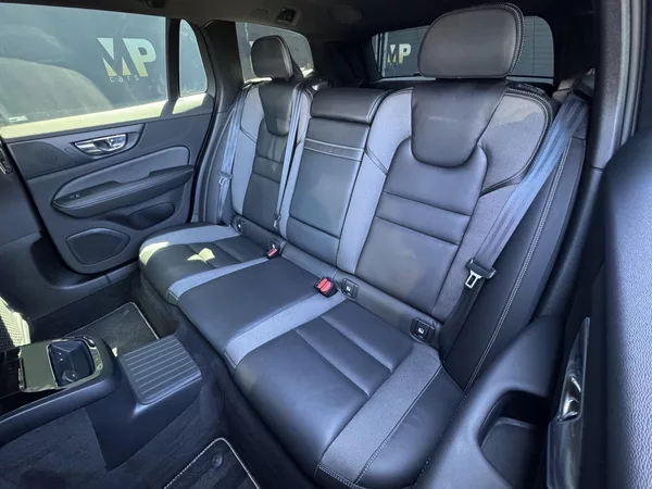 Volvo V60 2,0 T8 4X4, Recharge, Polestar - foto 17