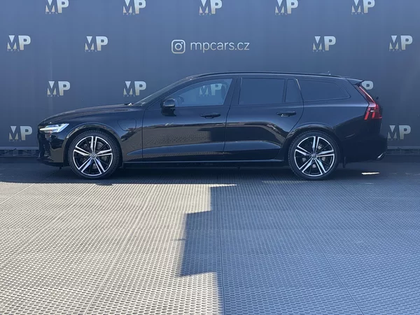 Volvo V60 2,0 T8 4X4 RECHARGE, R-Design - foto 5