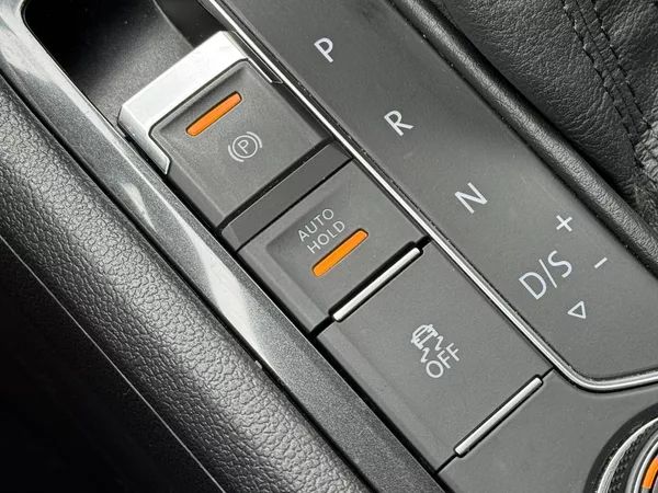 Volkswagen Tiguan 2.0TDi DSG 4M Highline Virtual - foto 39