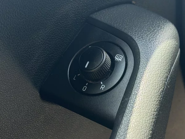 Škoda Octavia III 1.6TDi Style, Virtual, ACC - foto 24