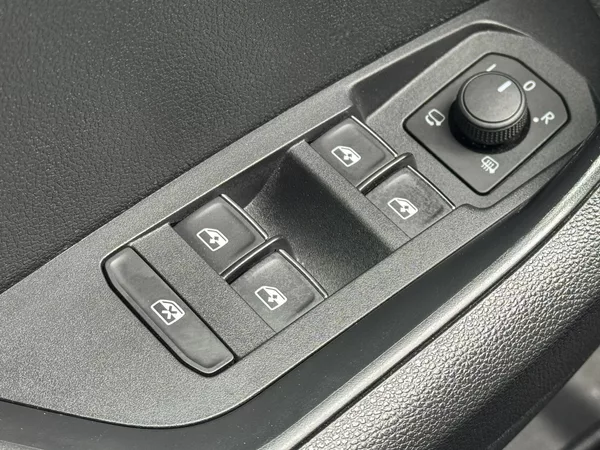 Škoda Karoq 1.5TSi DSG Style Virtual Kessy - foto 27