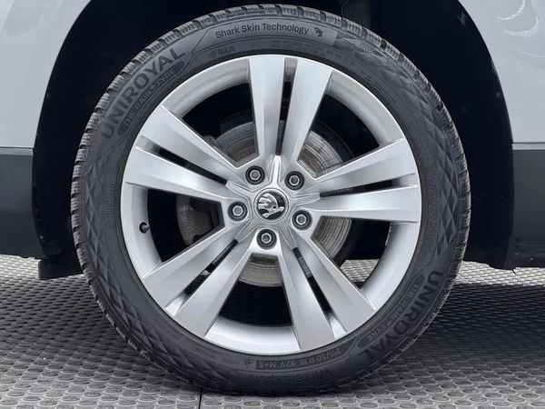 Škoda Karoq 1.5TSi DSG Style Virtual Kessy - foto 49