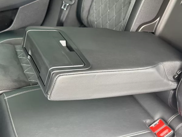 Škoda Superb 2.0TDi DSG Sportline ACC Kessy - foto 21