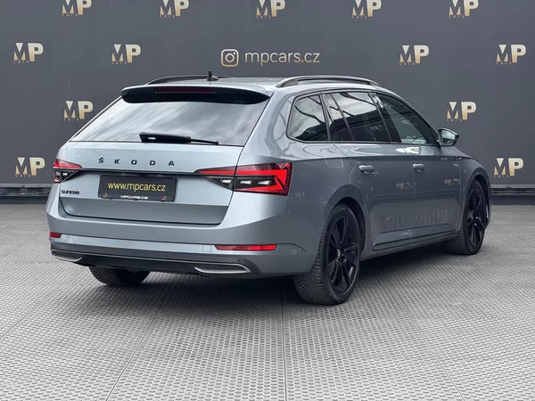 Škoda Superb 2.0TDi DSG Sportline ACC Kessy - foto 6