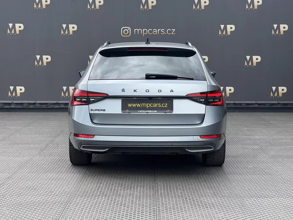 Škoda Superb 2.0TDi DSG Sportline ACC Kessy - foto 8