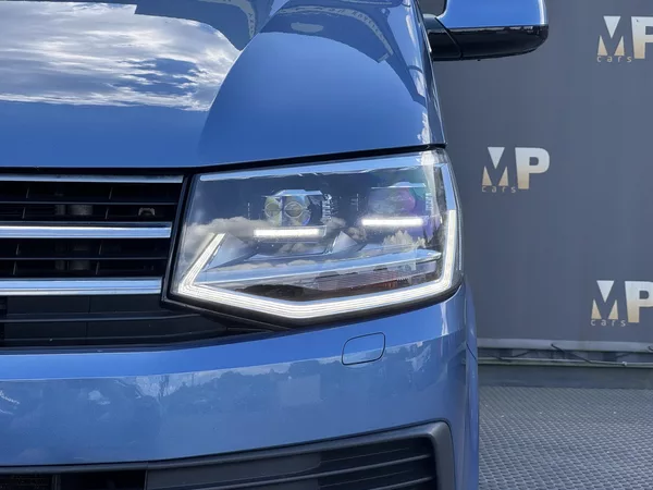 Volkswagen Multivan 2.0TDi DSG 4M Highline, DPH - foto 46