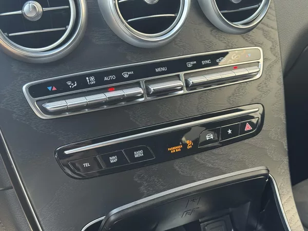 Mercedes-Benz GLC 200 kupé 4Matic DPH ČR - foto 42