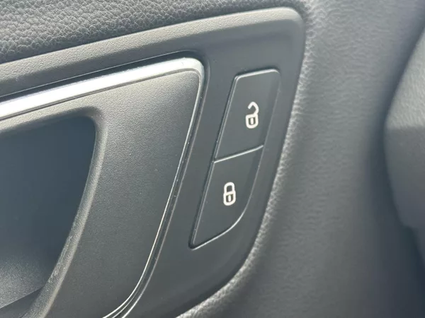 Seat Leon 1.4TSi 92kW MAN FR, PANO 1.Maj - foto 18