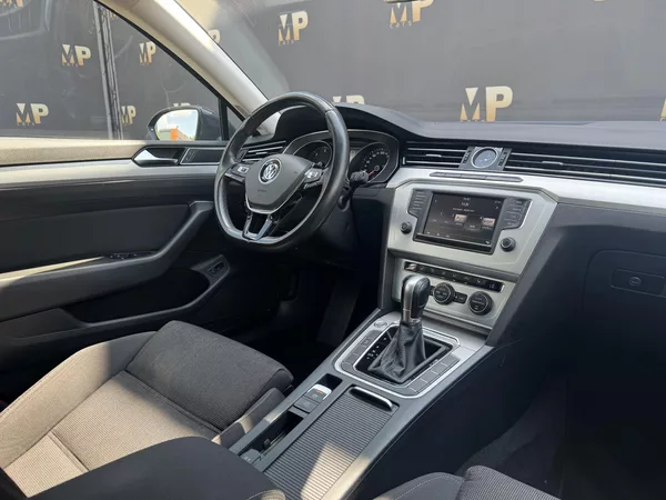 Volkswagen Passat B8 2.0TDi DSG Comfort+,el.kufr - foto 15