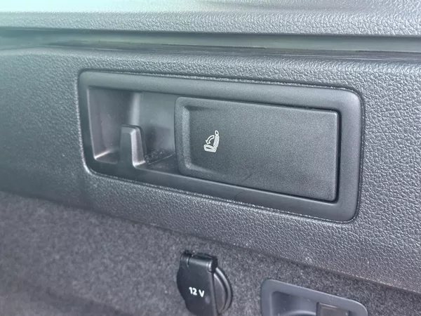 Volkswagen Passat B8 2.0TDi DSG Comfort+,el.kufr - foto 26