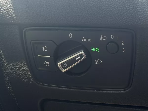 Volkswagen Passat B8 2.0TDi DSG Comfort+,el.kufr - foto 28