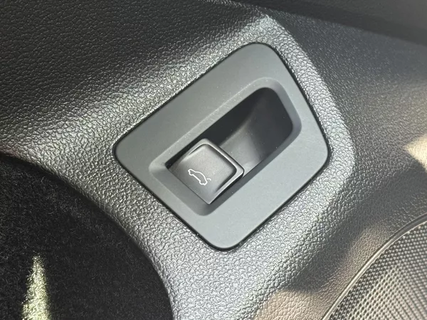 Volkswagen Passat B8 2.0TDi DSG Comfort+,el.kufr - foto 30