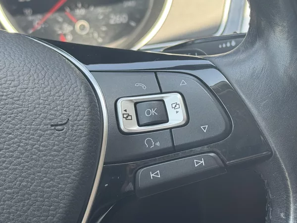 Volkswagen Passat B8 2.0TDi DSG Comfort+,el.kufr - foto 32
