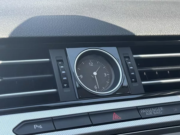 Volkswagen Passat B8 2.0TDi DSG Comfort+,el.kufr - foto 33