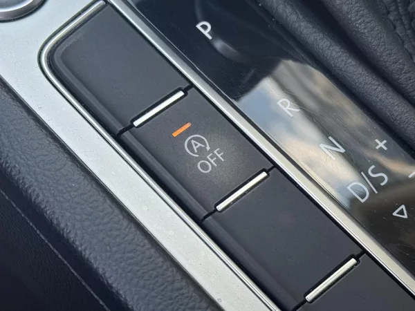 Volkswagen Passat B8 2.0TDi DSG Comfort+,el.kufr - foto 44