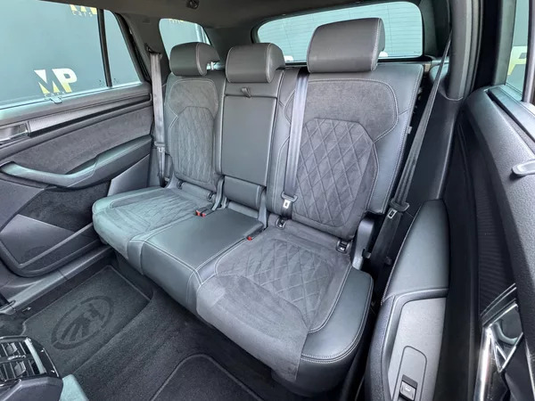 Škoda Kodiaq 2.0TSi DSG Sportline 4X4, DPH - foto 17